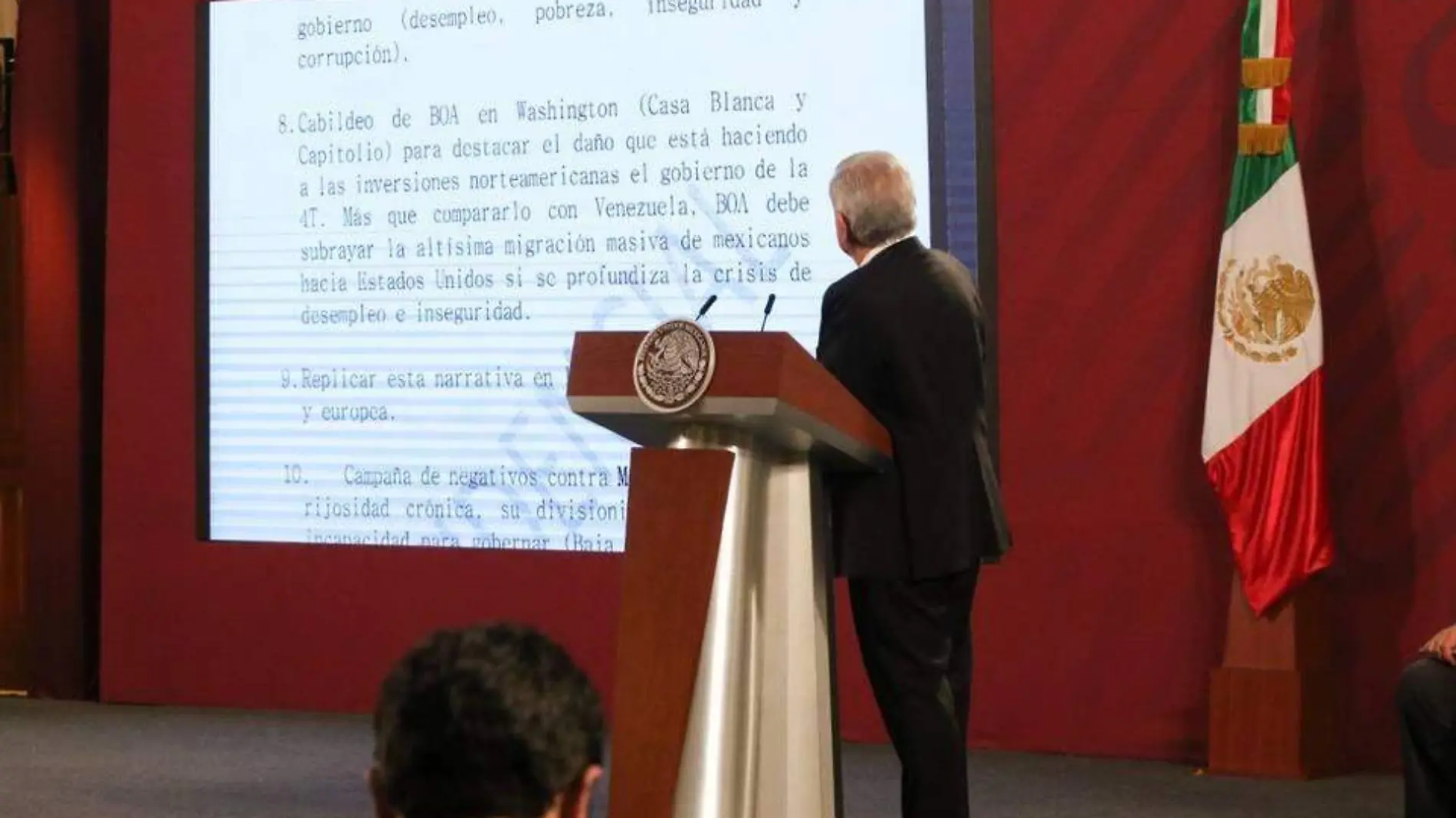 AMLO boa